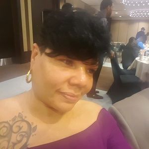 Meet your Posher, Sandra